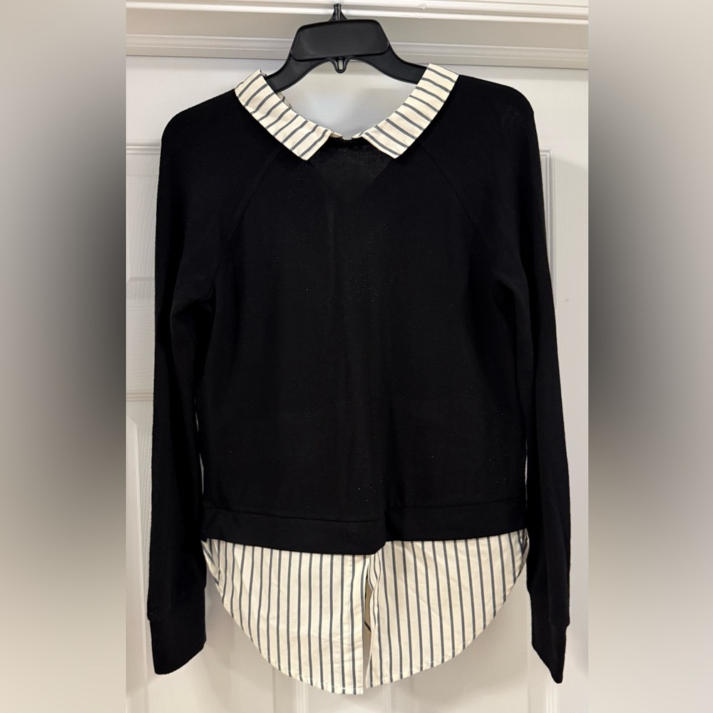NWTA BCBG Black Sweater with Striped Collar XS